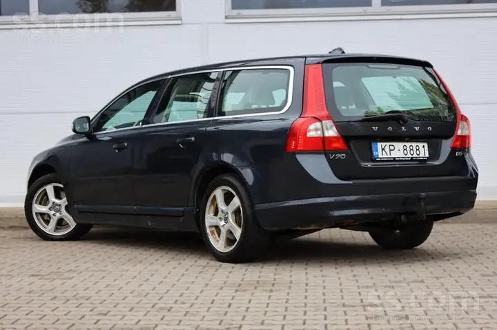 Volvo V70 2011 photo 3