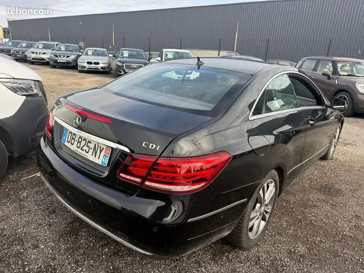 Mercedes-Benz E-Class 2013 photo 3
