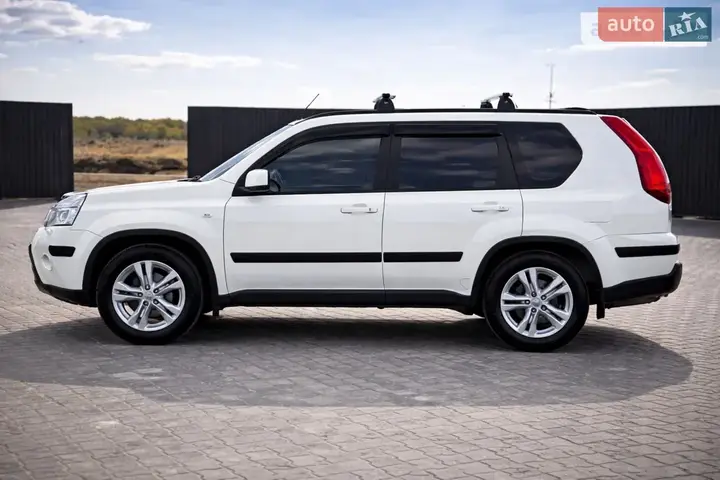 Nissan X-Trail 2013 photo 5