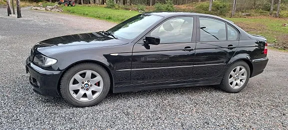 BMW 318I