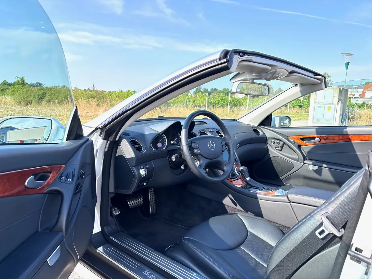 Mercedes-Benz Sl-Class 2008 photo 2