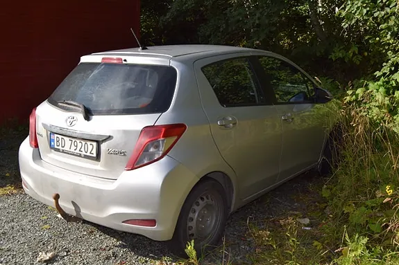 Toyota Yaris 2012 photo 2