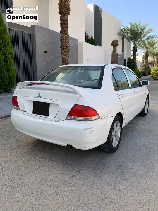 Mitsubishi Lancer 2010 photo 4