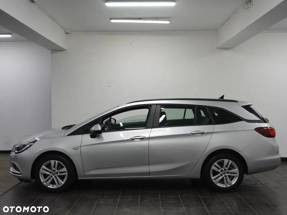 Opel Astra 2019 photo 5
