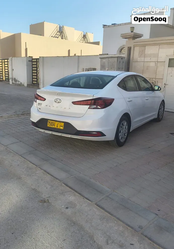 Hyundai Elantra 2020 photo 3