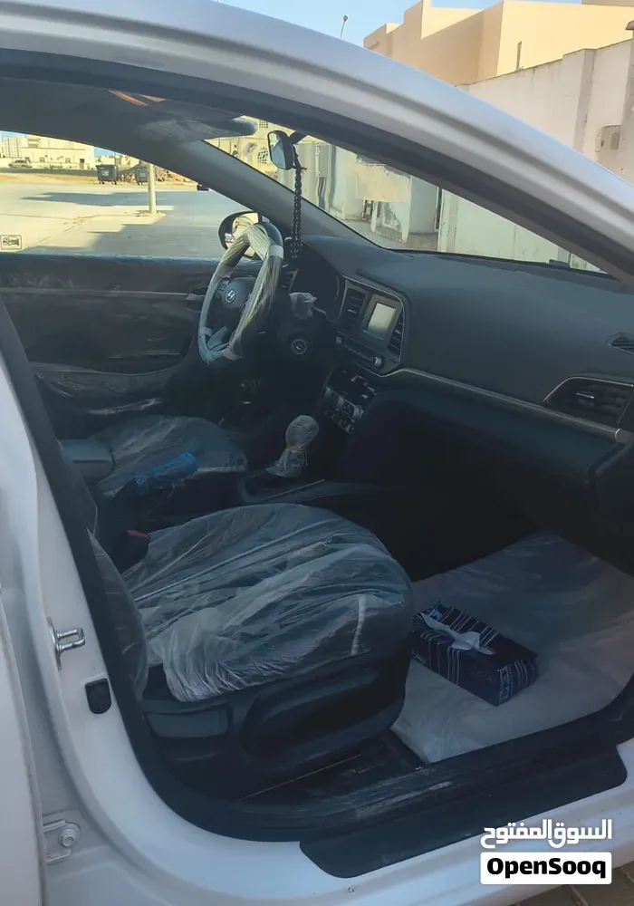 Hyundai Elantra 2020 photo 4