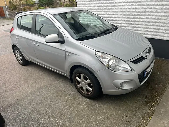 Hyundai I20