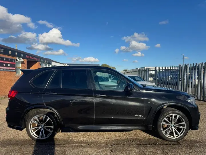 BMW X5 2016 photo 2