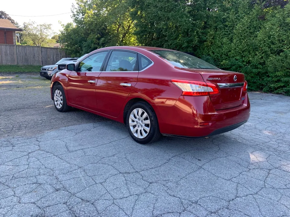Nissan Sentra 2014 photo 4
