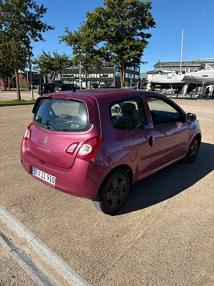 Renault Twingo 2012 photo 4