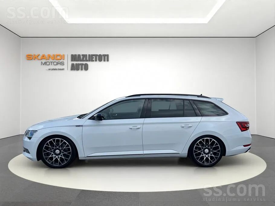 Skoda Superb 2018 photo 3