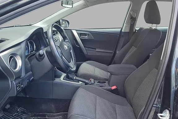 Toyota Auris 2014 photo 5