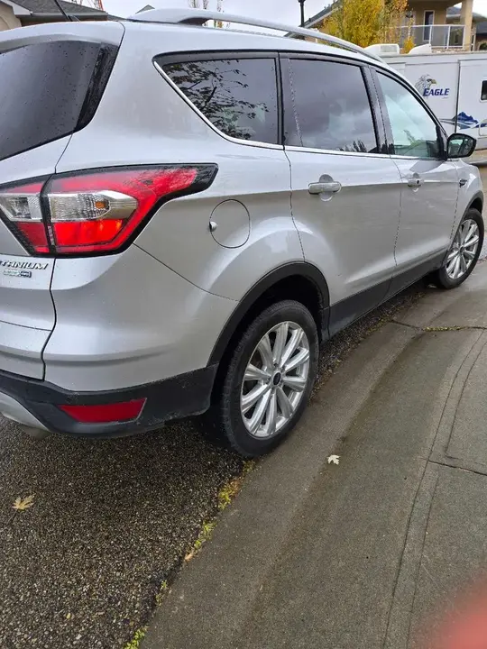 Ford Escape 2018 photo 4