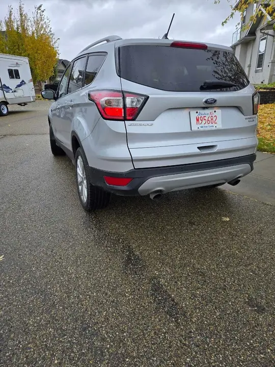 Ford Escape 2018 photo 3
