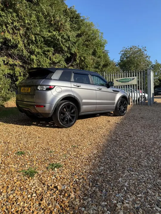 Land Rover Range Rover Evoque 2013 photo 2
