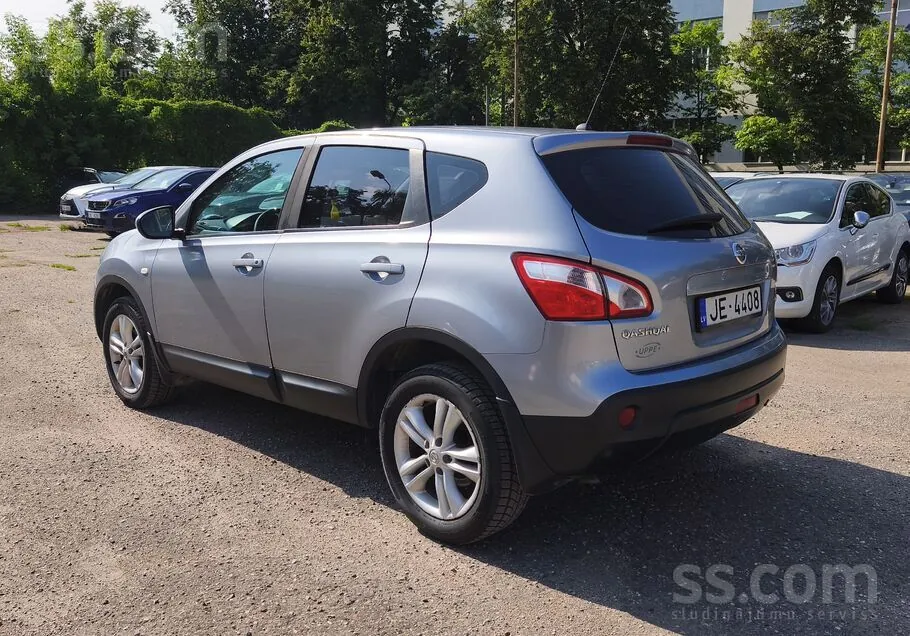 Nissan Qashqai 2013 photo 2
