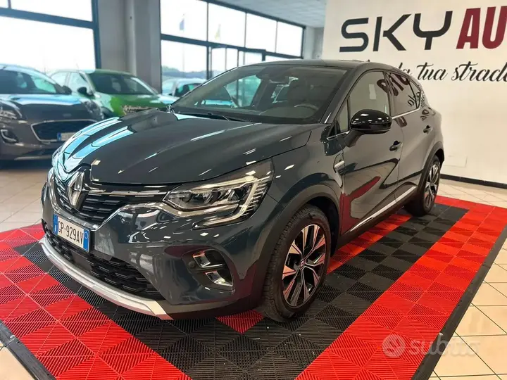 Renault Captur 2023 photo 3