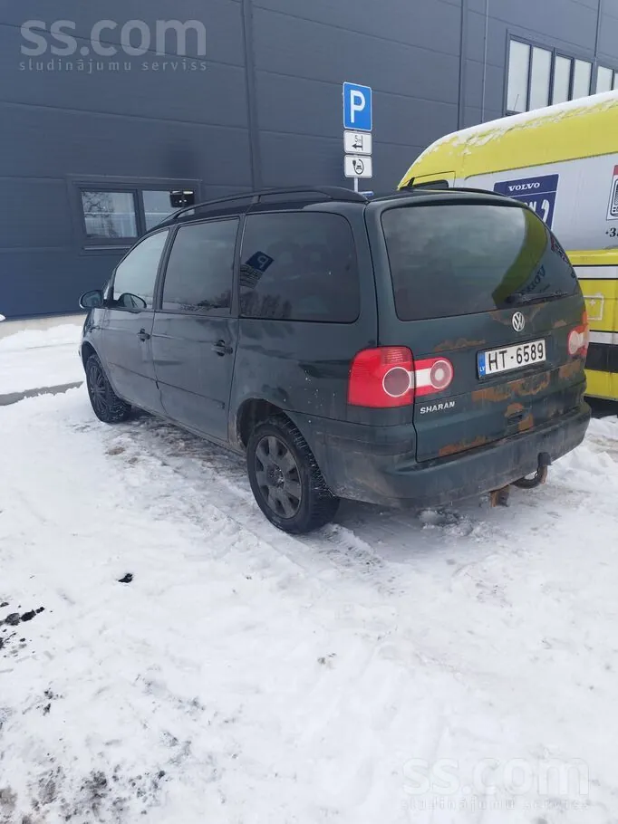 Volkswagen Sharan 2005 photo 4
