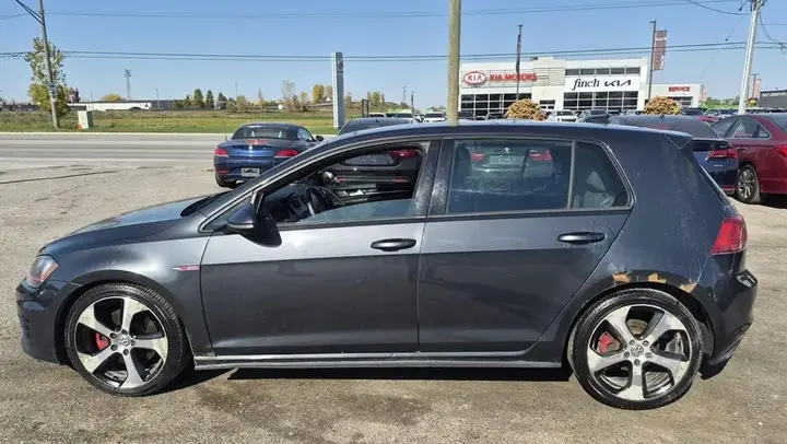 Volkswagen Golf 2015 photo 2