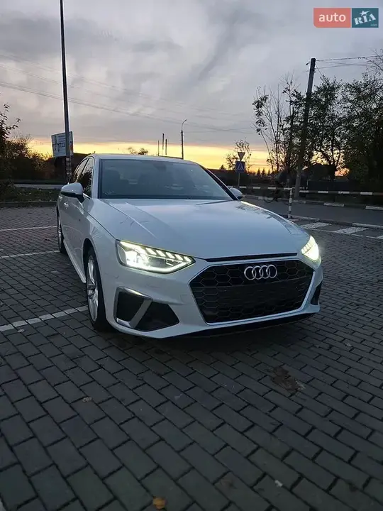 Audi A4 2020 photo 4