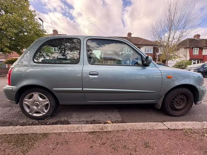 Nissan Micra 2002 photo 3