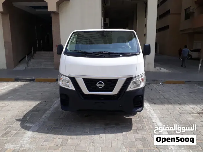 Nissan Urvan 2019 photo 2