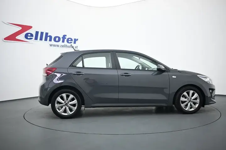 Kia Rio 2021 photo 3