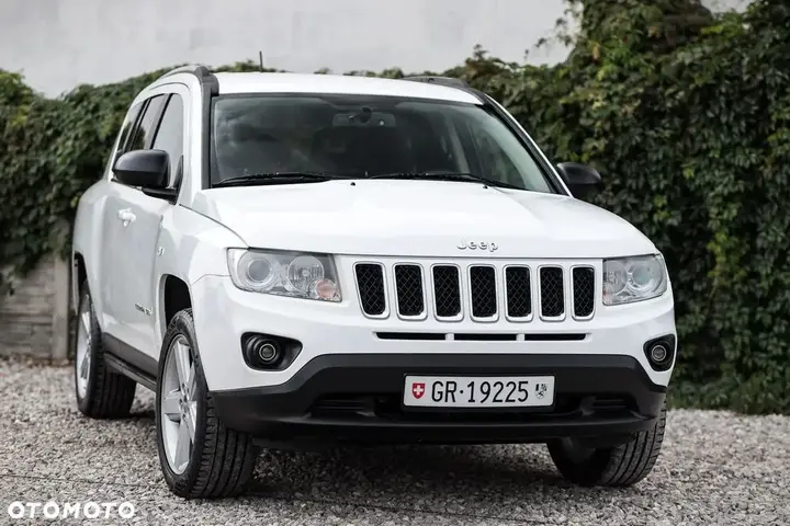Jeep Compass 2013 photo 2