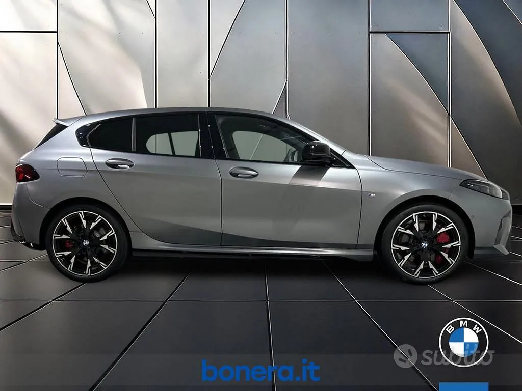 BMW 1 Series 2026 photo 4