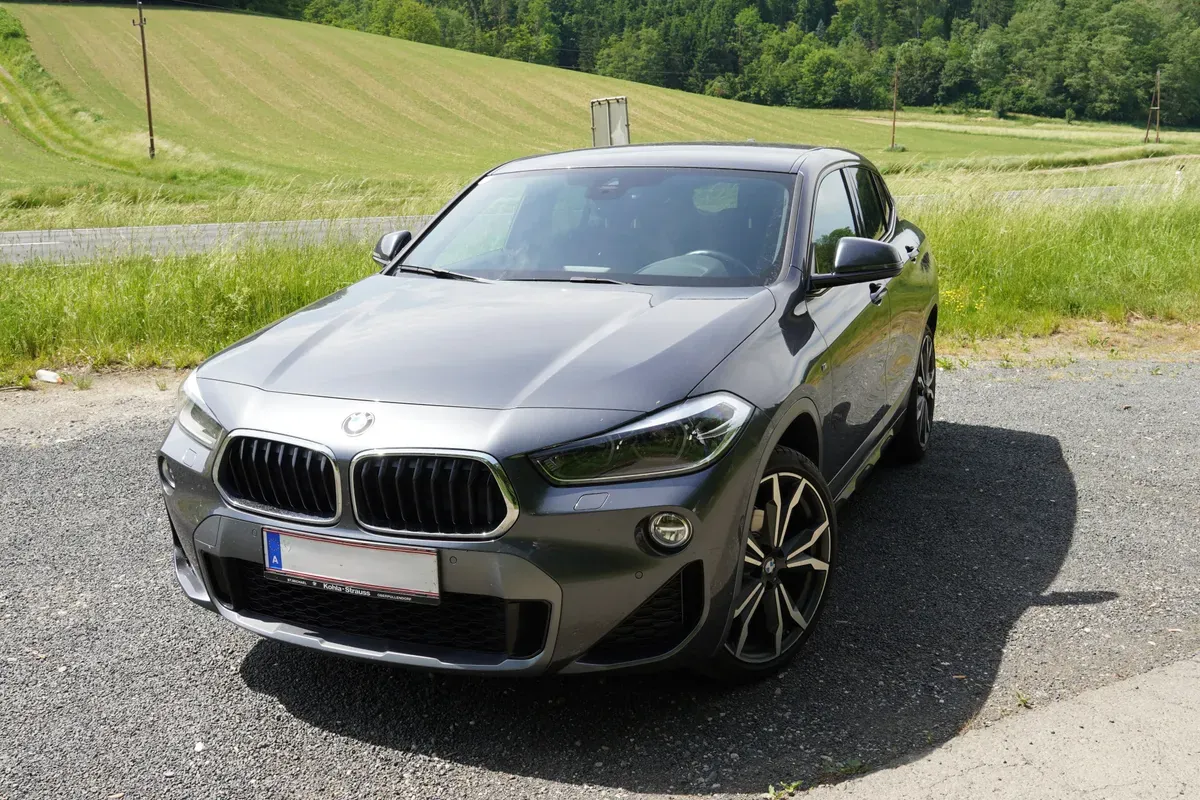 BMW X2 2018 photo 2