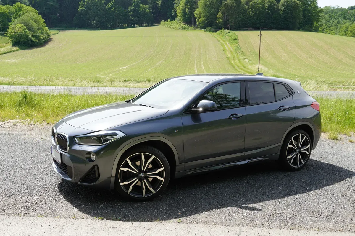 BMW X2