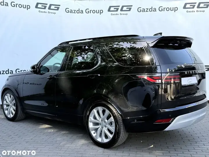 Land Rover Discovery 2025 photo 2