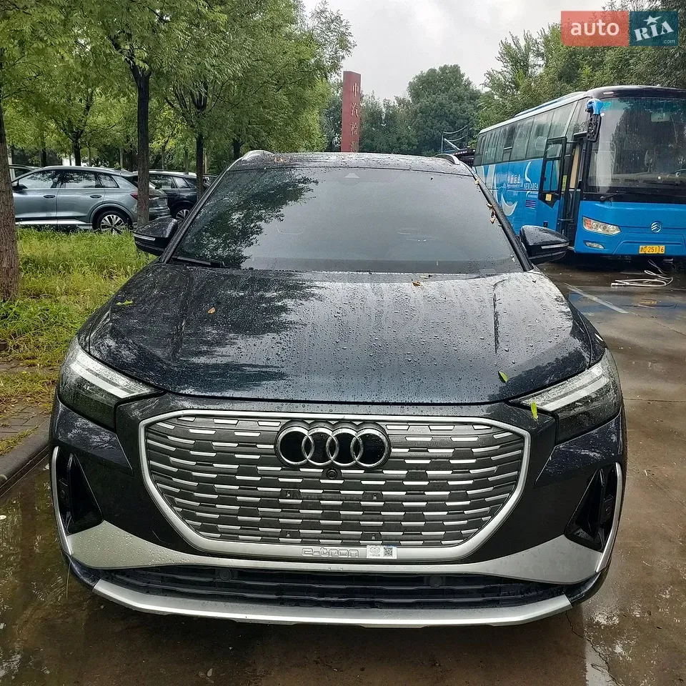 Audi Q4 E-Tron 2024 photo 2