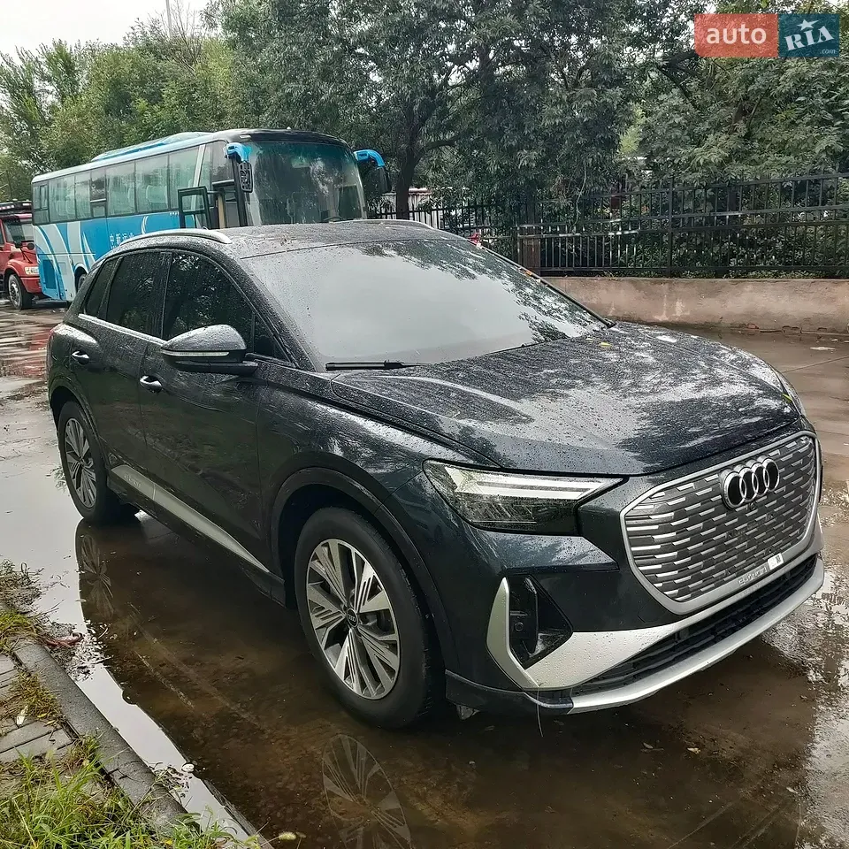 Audi Q4 E-Tron 2024 photo 4
