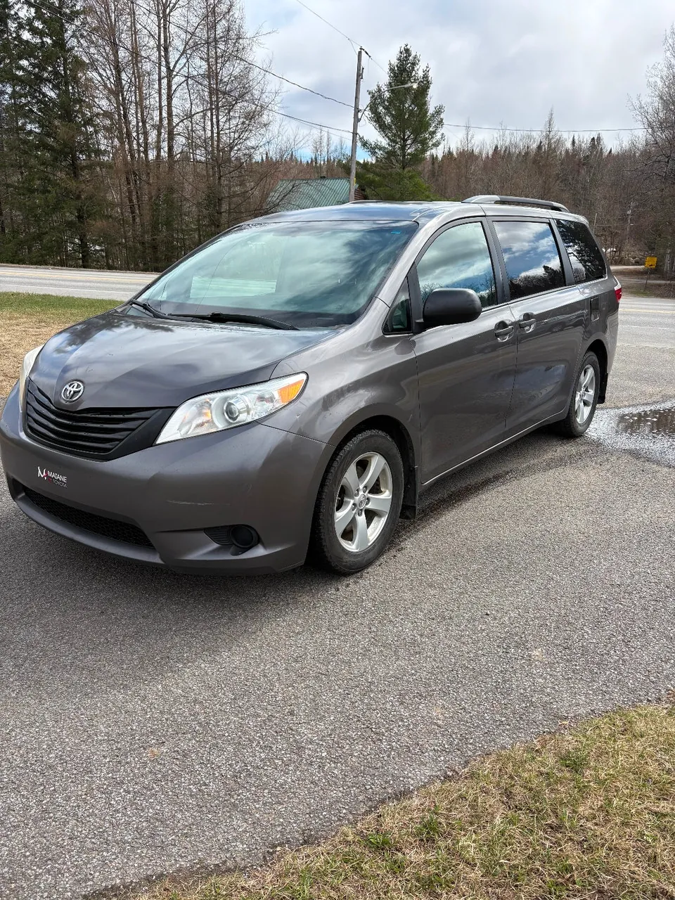 Toyota Sienna 2015 photo 2