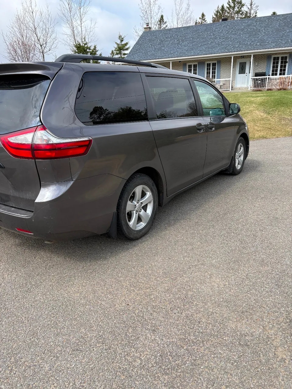 Toyota Sienna 2015 photo 4