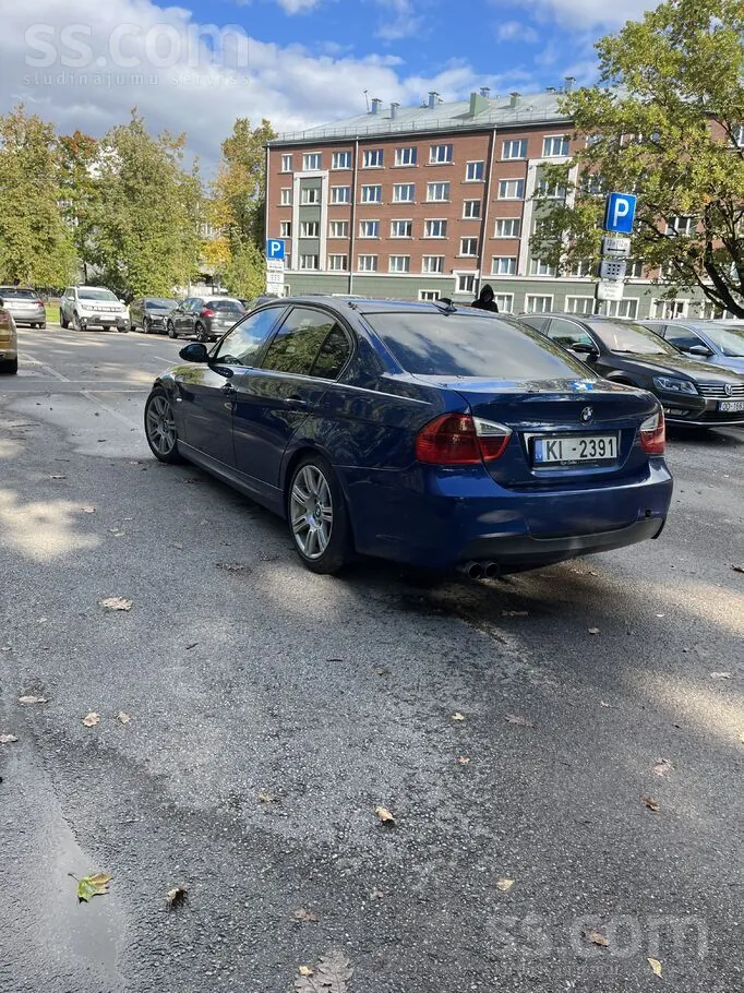 BMW 330 2005 photo 5