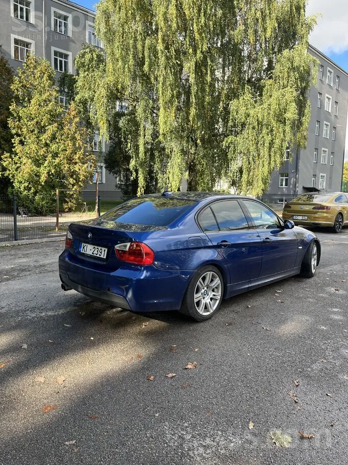 BMW 330 2005 photo 3
