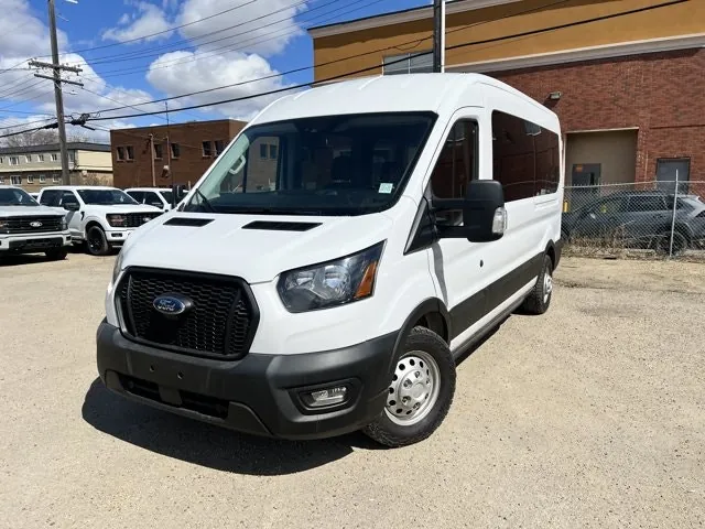 Ford Transit 2022 photo 2