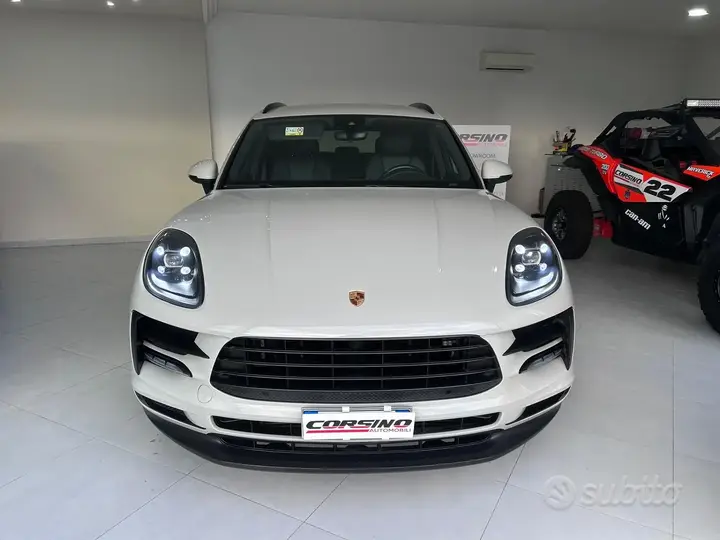 Porsche Macan 2021 photo 2