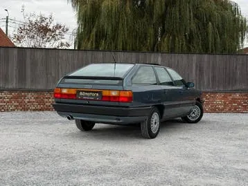 Audi 100 1988 photo 2