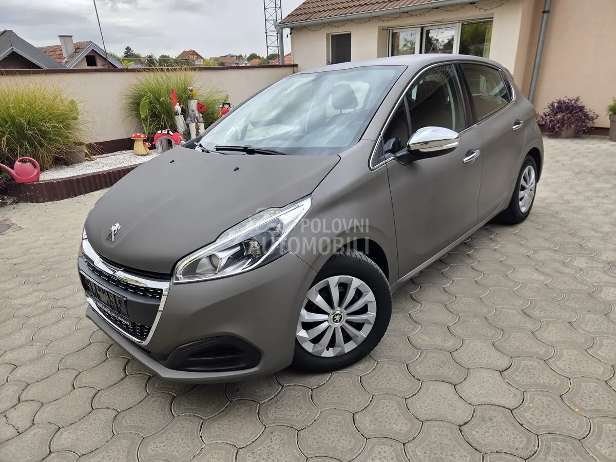 Peugeot 208