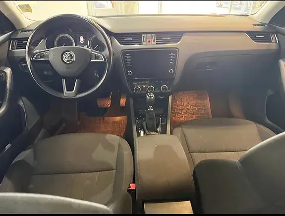 Skoda Octavia 2020 photo 3