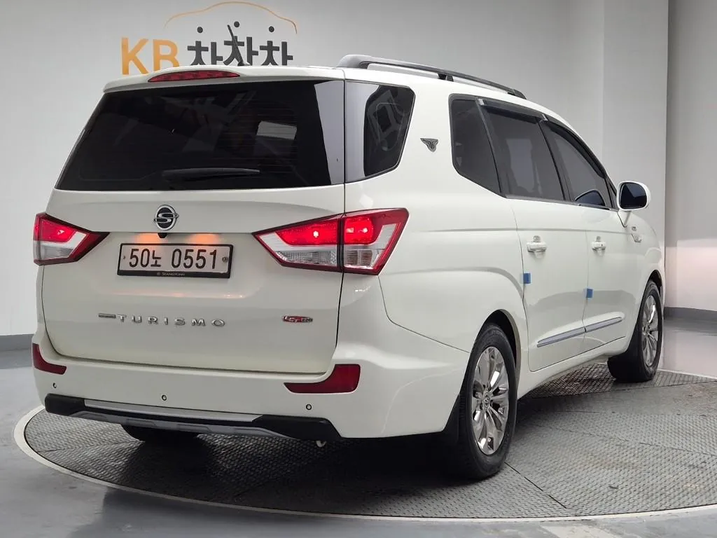 KG Mobility Korando 2016 photo 3