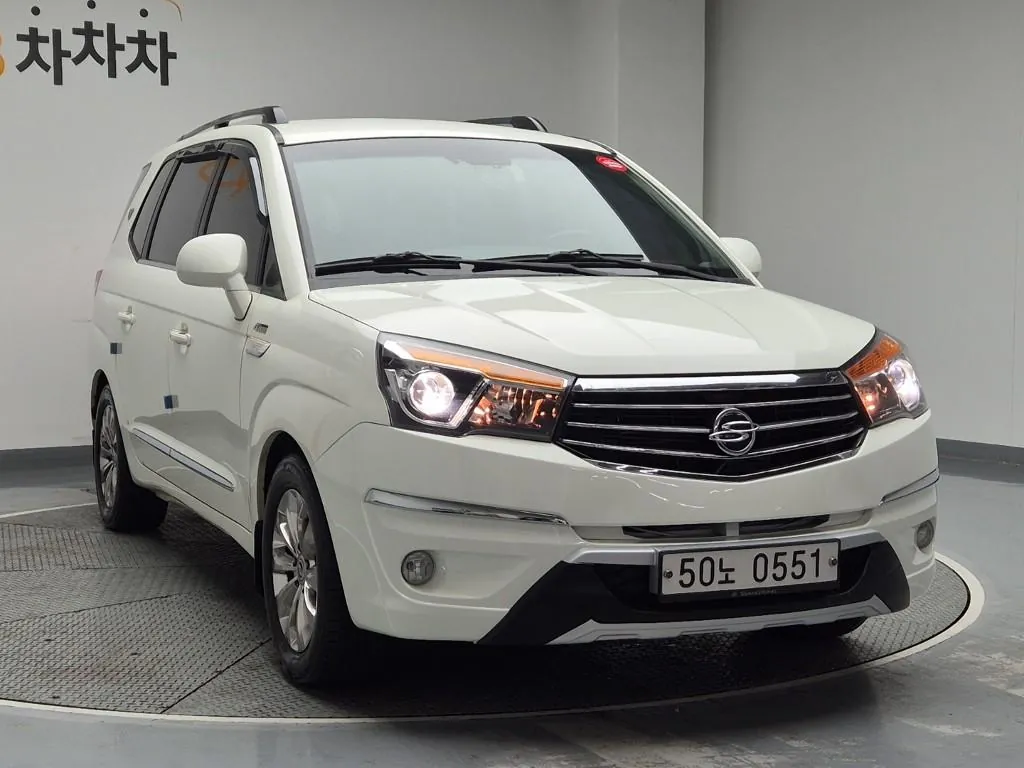 KG Mobility Korando 2016 photo 4