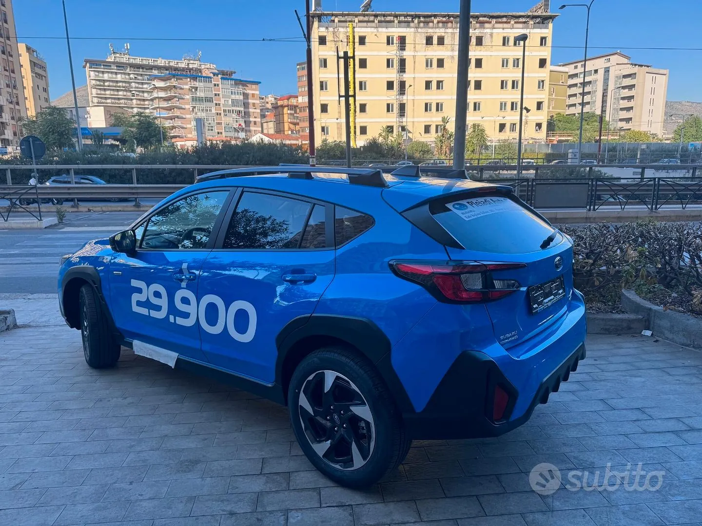 Subaru Crosstrek photo 3