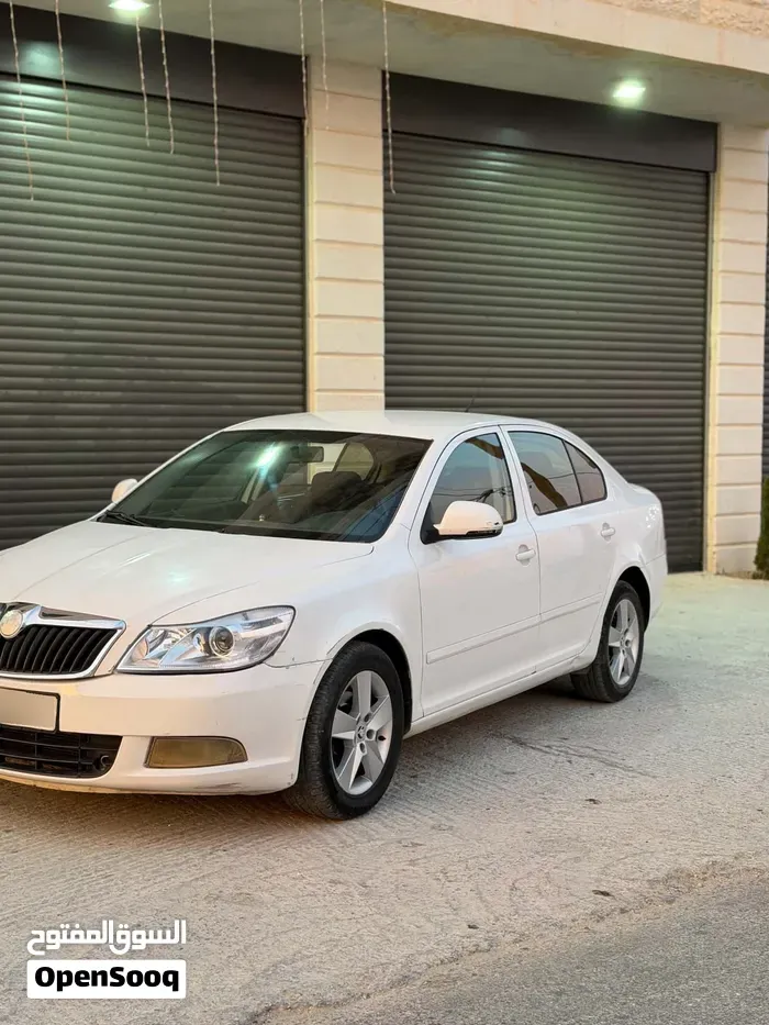 Skoda Octavia 2010 photo 3