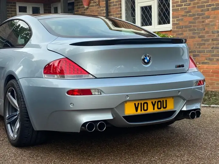 BMW M6 2005 photo 2
