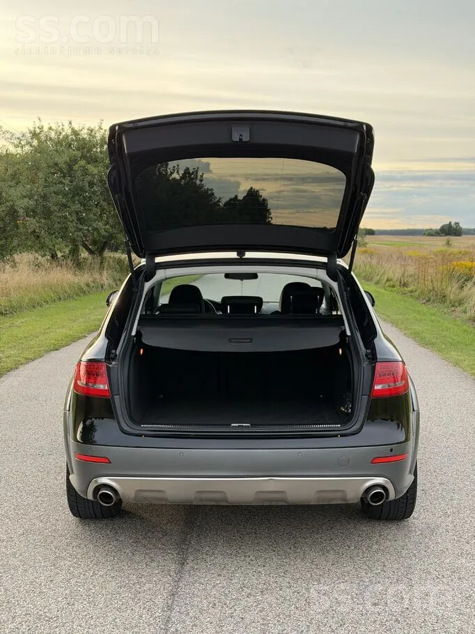 Audi Allroad 2010 photo 3