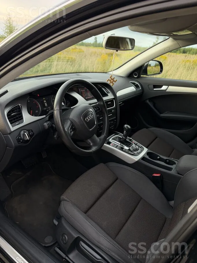 Audi Allroad 2010 photo 5